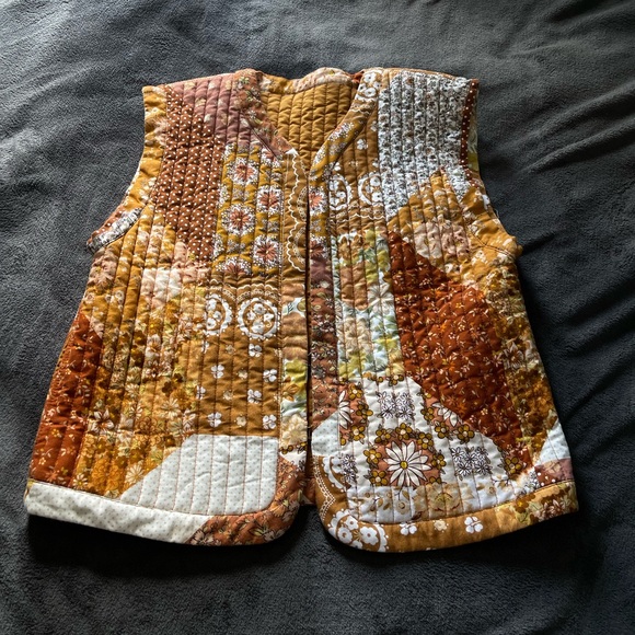 EUC Spell Cha Cha Quilted Patchwork Vest - Picture 2 of 8